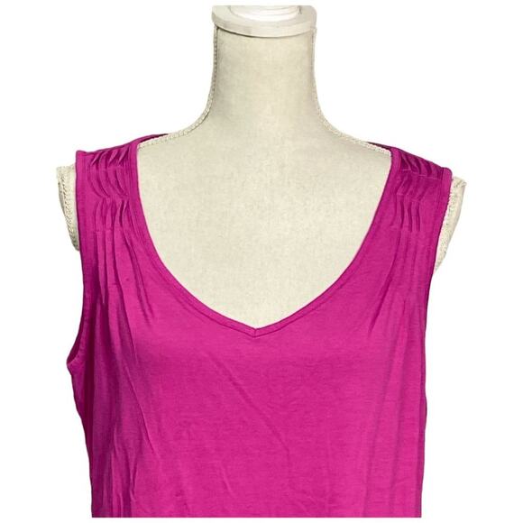 Talbots Tank Top Women's Large Hot Pink Fuchsia V Neck Pleated Shoulders Chic - Picture 7 of 9